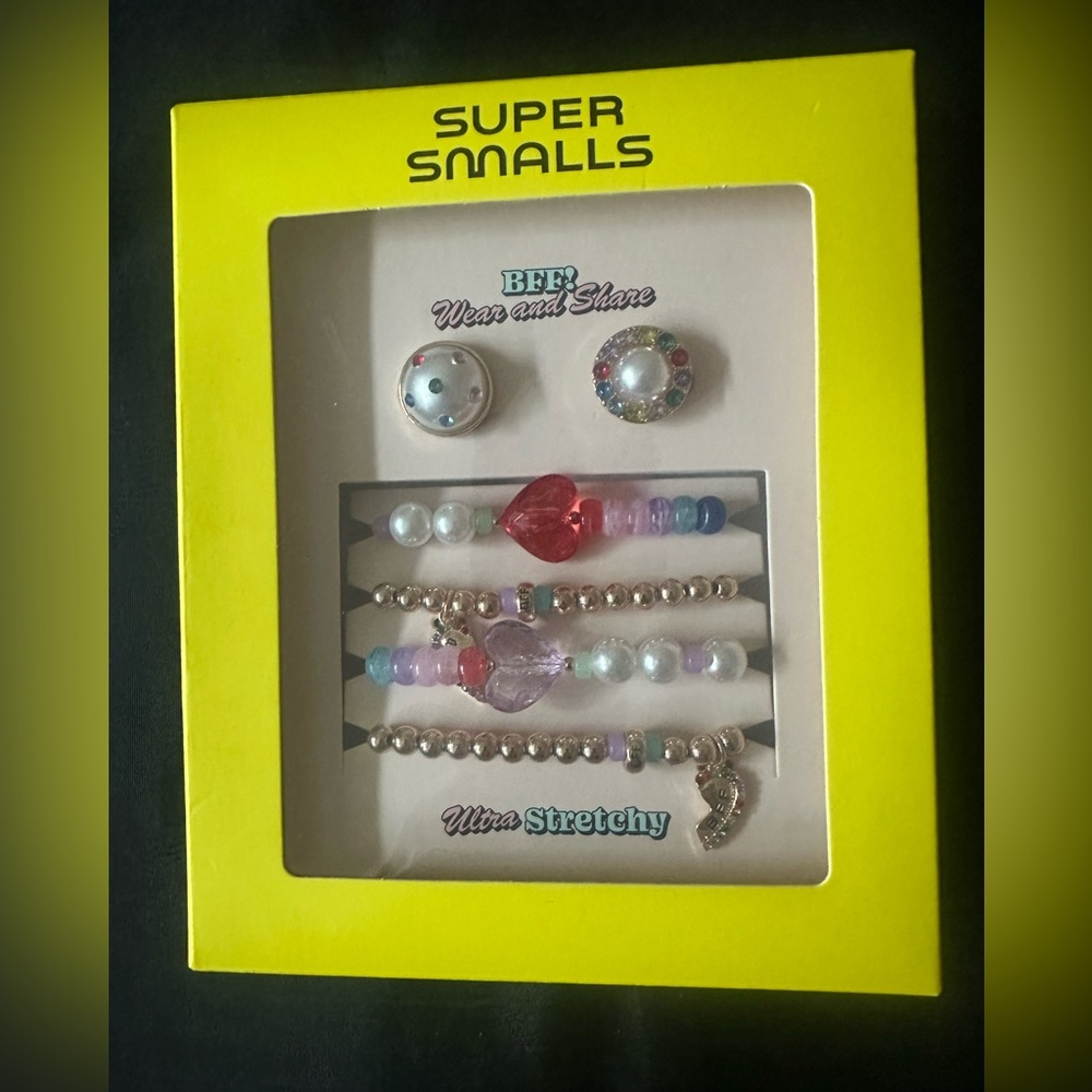NWT Super Smalls BFF Wear and Share Bracelet and Rings Set